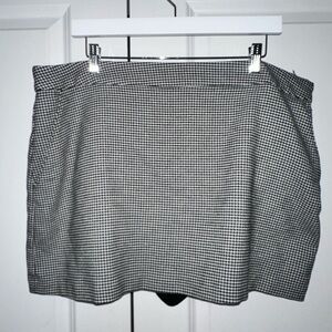 Abercrombie & Fitch Gingham Skort